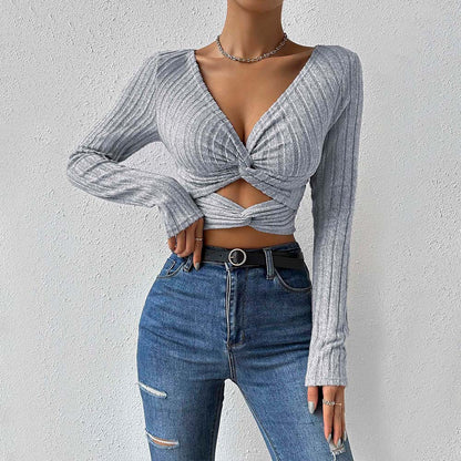 Slim Short Midriff-baring Top