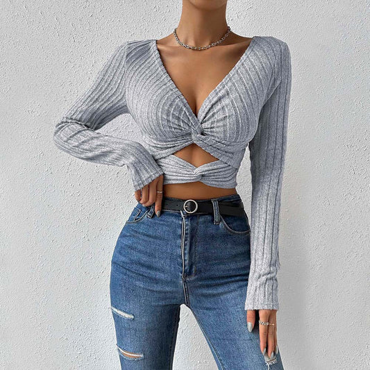 Slim Short Midriff-baring Top