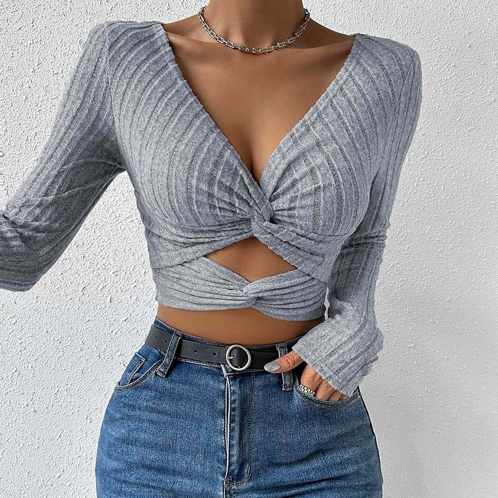 Slim Short Midriff-baring Top